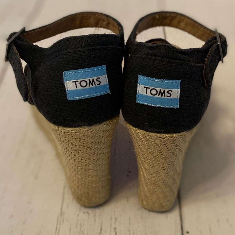 TOMS black straps wedges
